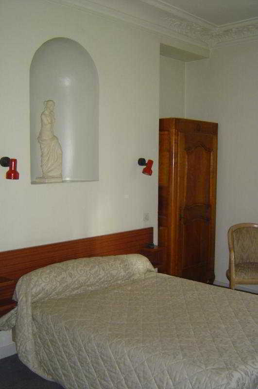 Noucha Hotel 4*