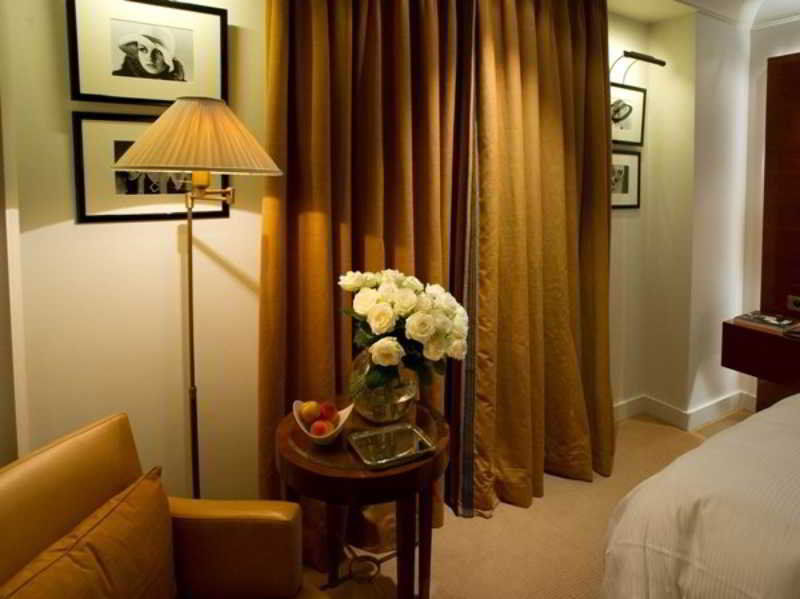 Montaigne Hotel 5*