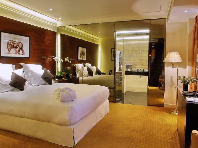 Montaigne Hotel 5*