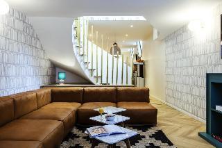 Armstrong Hotel 2*