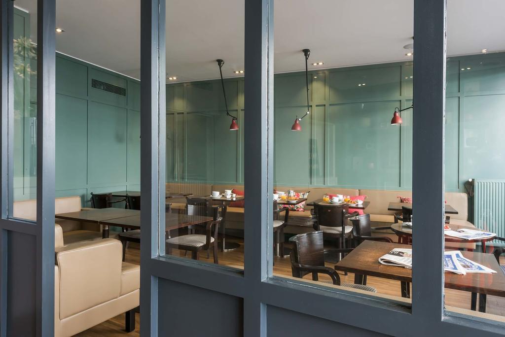 Vivienne Hotel *