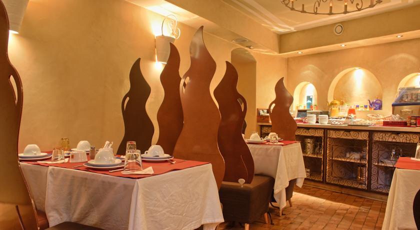 Royale Montsouris 3* Parigi