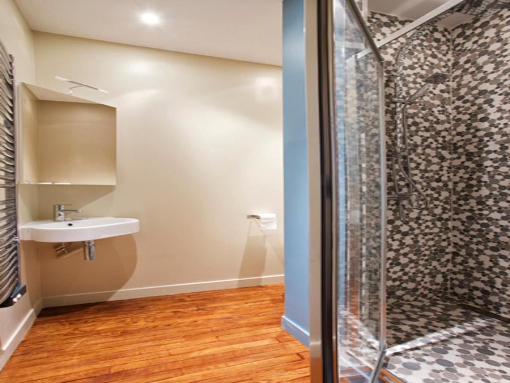 My Flat In - 8th Appartamento Parigi