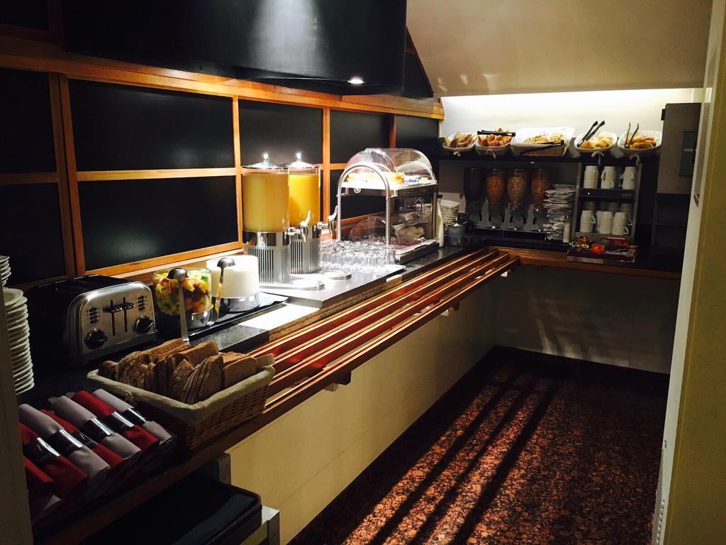 Select 4* Parigi