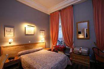 Opera Maintenon