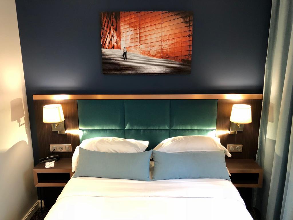 Western Empire Elysees Hotel