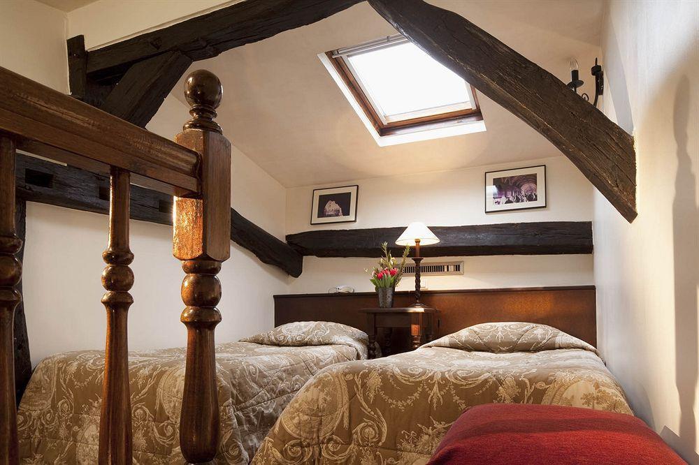 Castex Hotel 3*