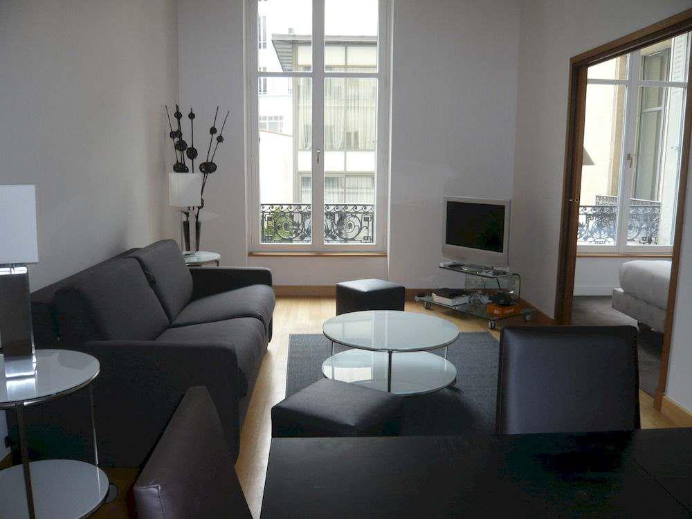 Apts Bridgestreet Champs Elysees Hotel