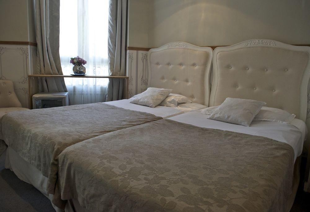 Hotel Petit Saint-honore 2*