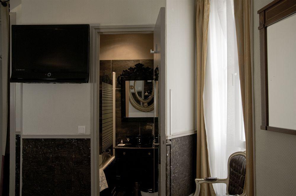 Petit Saint-honore Hotel Paris