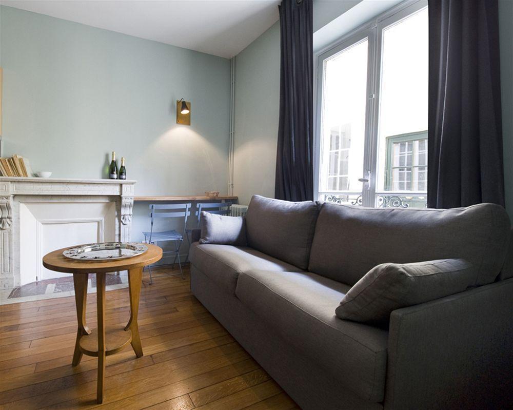 Helzear Montparnasse Parigi