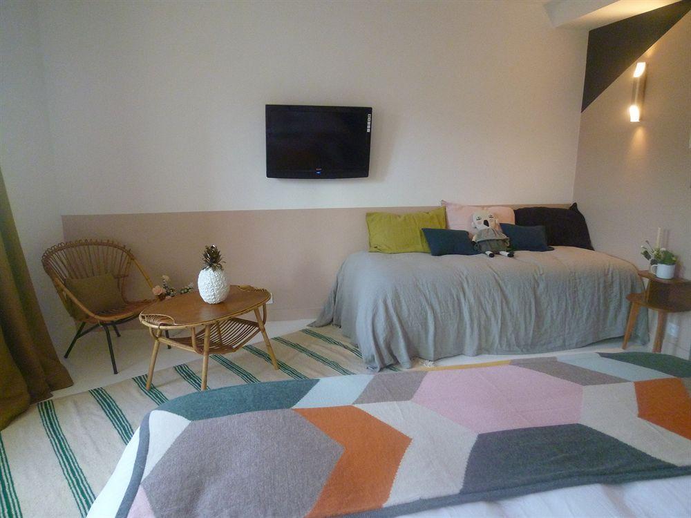 Henriette 3*