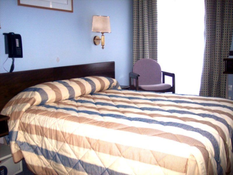 Bac Saint-germain Hotel 3*