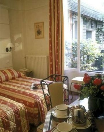 A La Des Artistes 3* Parigi