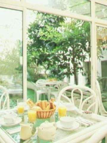 Montmartrois Hotel 2*