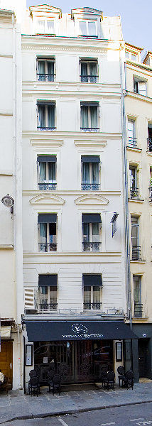 Boutique Konfidentiel Hotel 4*