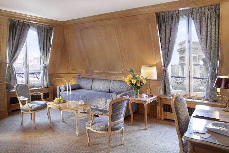 Splendid Etoile Hotel 4*