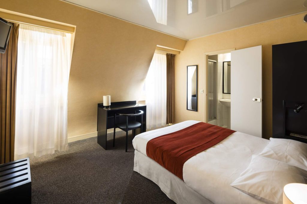 Vaugirard Hotel Parigi