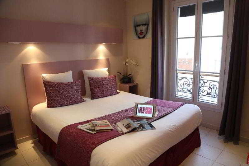 La Petite Rosa 3* Parigi