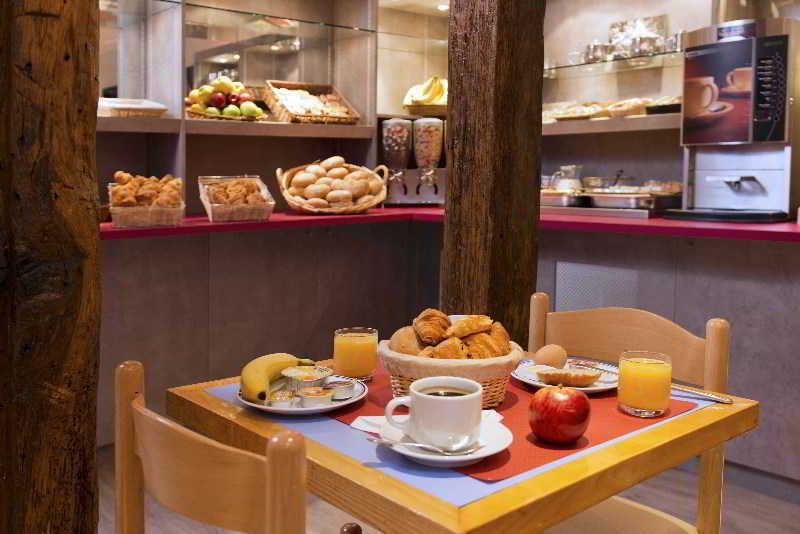 Hotel Du Plat D'etain Parigi