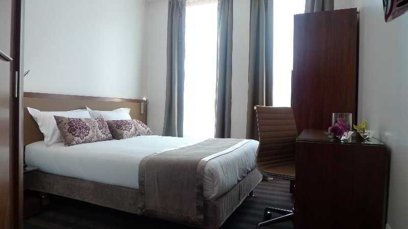 Hotel Art Congres 3*