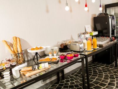 Vaugirard Hotel