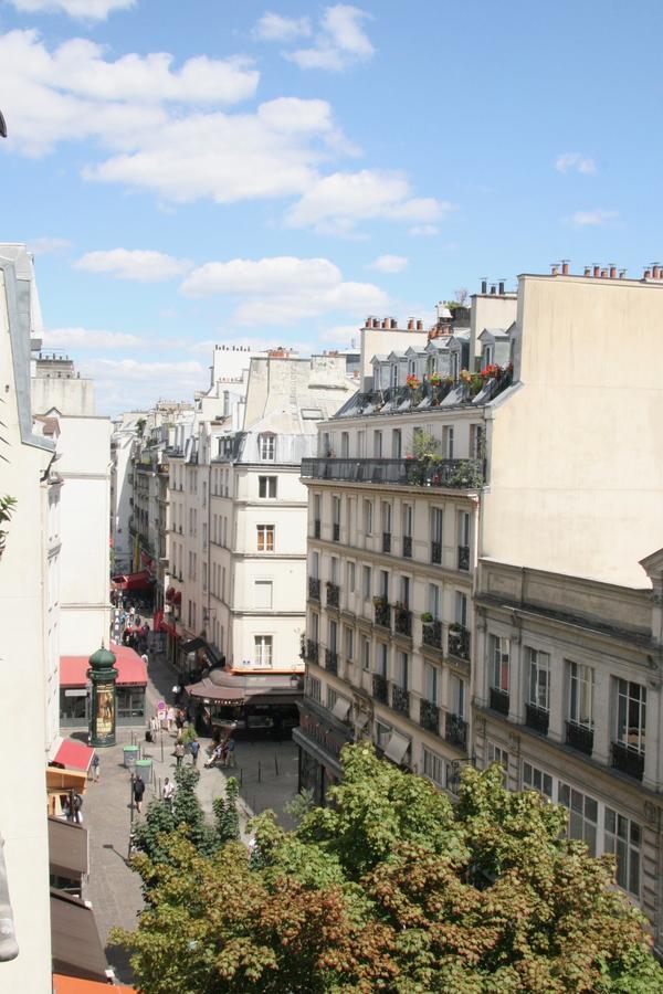 Appartamento Lumineux Avec Balcon Au Coeur De Parigi