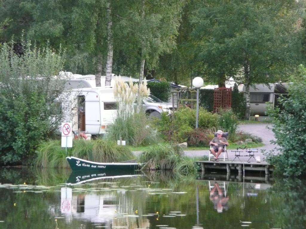 Camping Du Vivier Aux Carpes Parigi