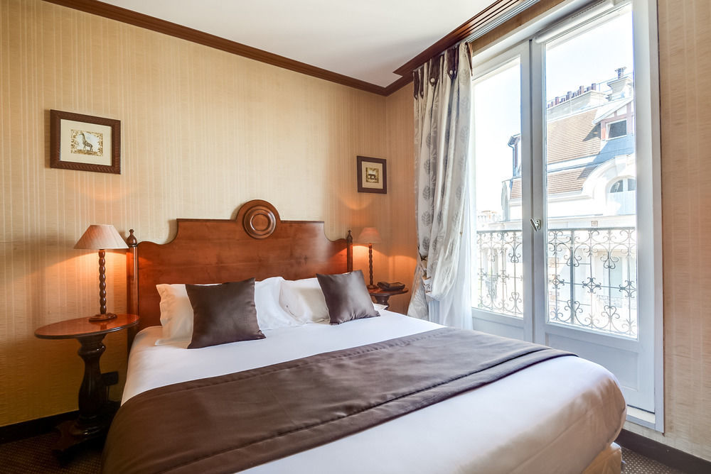 Hotel Montparnasse 4*