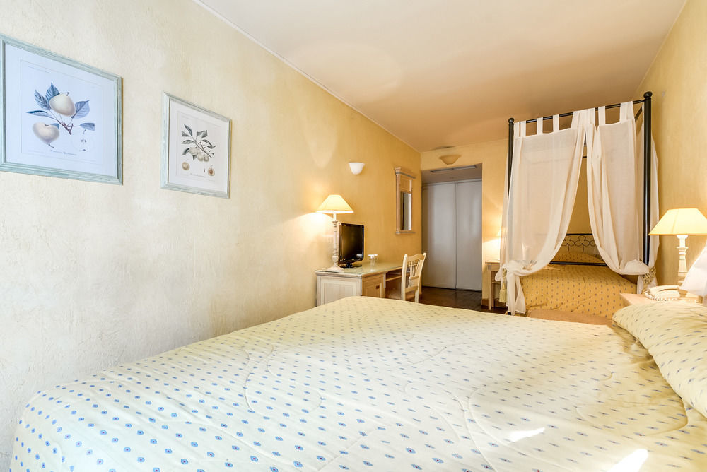 Hotel Alessandra 4*