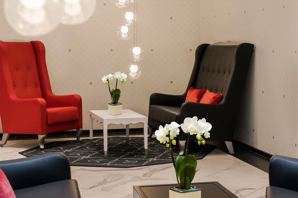 Hotel Nh Champs-elysees 4*