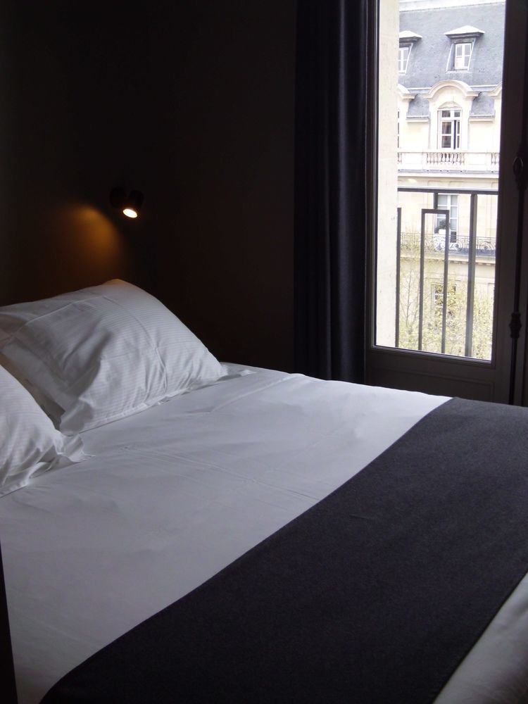 Suites&hôtel Helzear Champs-elysées Hotel