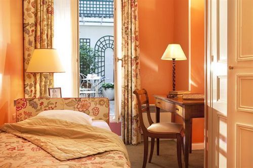 Relais Du Louvre Parigi