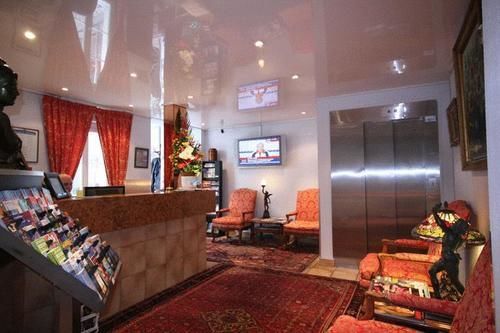Agate Hotel 3*