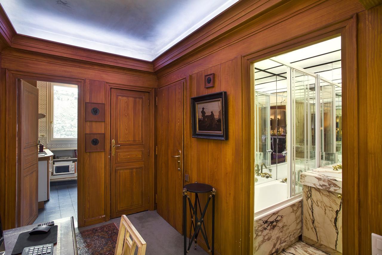 Saint Honore * Parigi