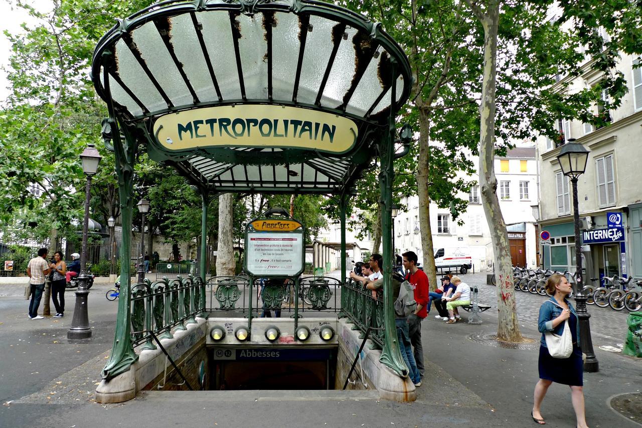 Abbesses Montmartre Apartment