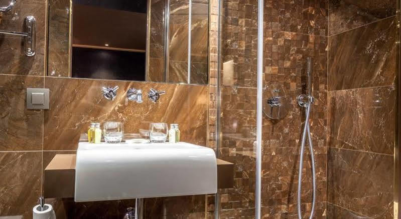 Hotel Armoni Parigi