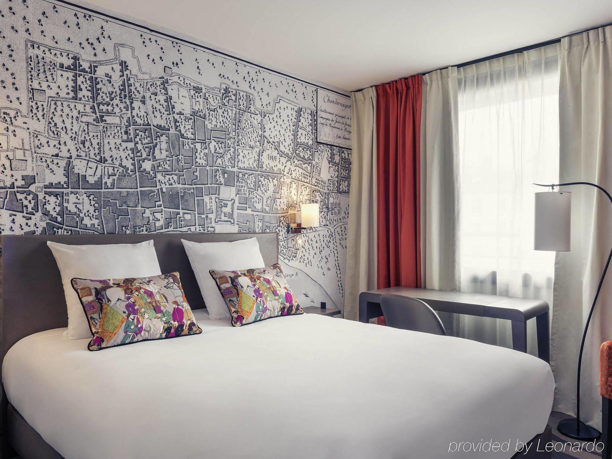 Mercure Tour Eiffel Grenelle Hotel 4*