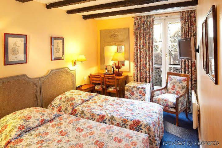 Hotel Relais Du Louvre 4*