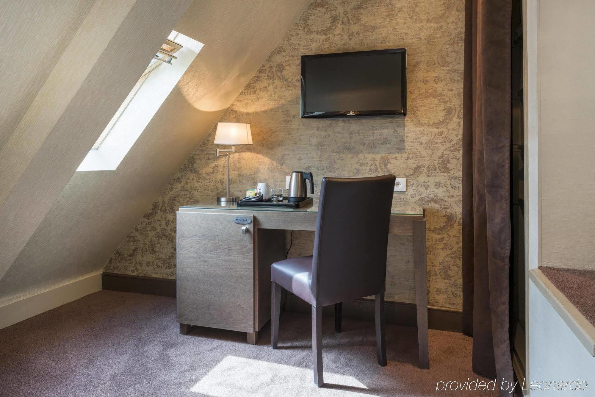 Hotel Volney Opéra Parigi