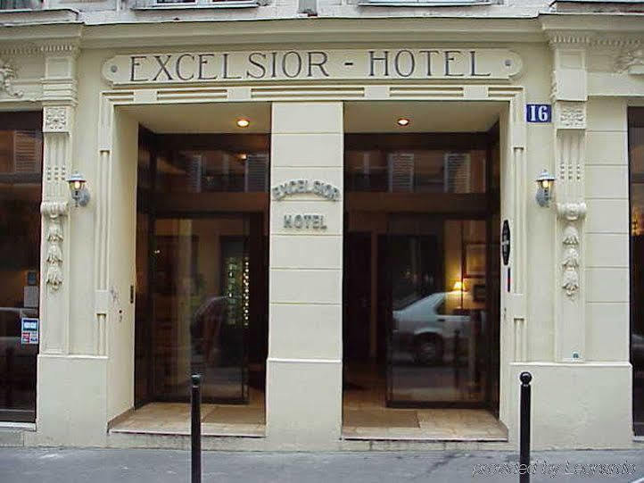 Hotel Excelsior Batignolles 3*