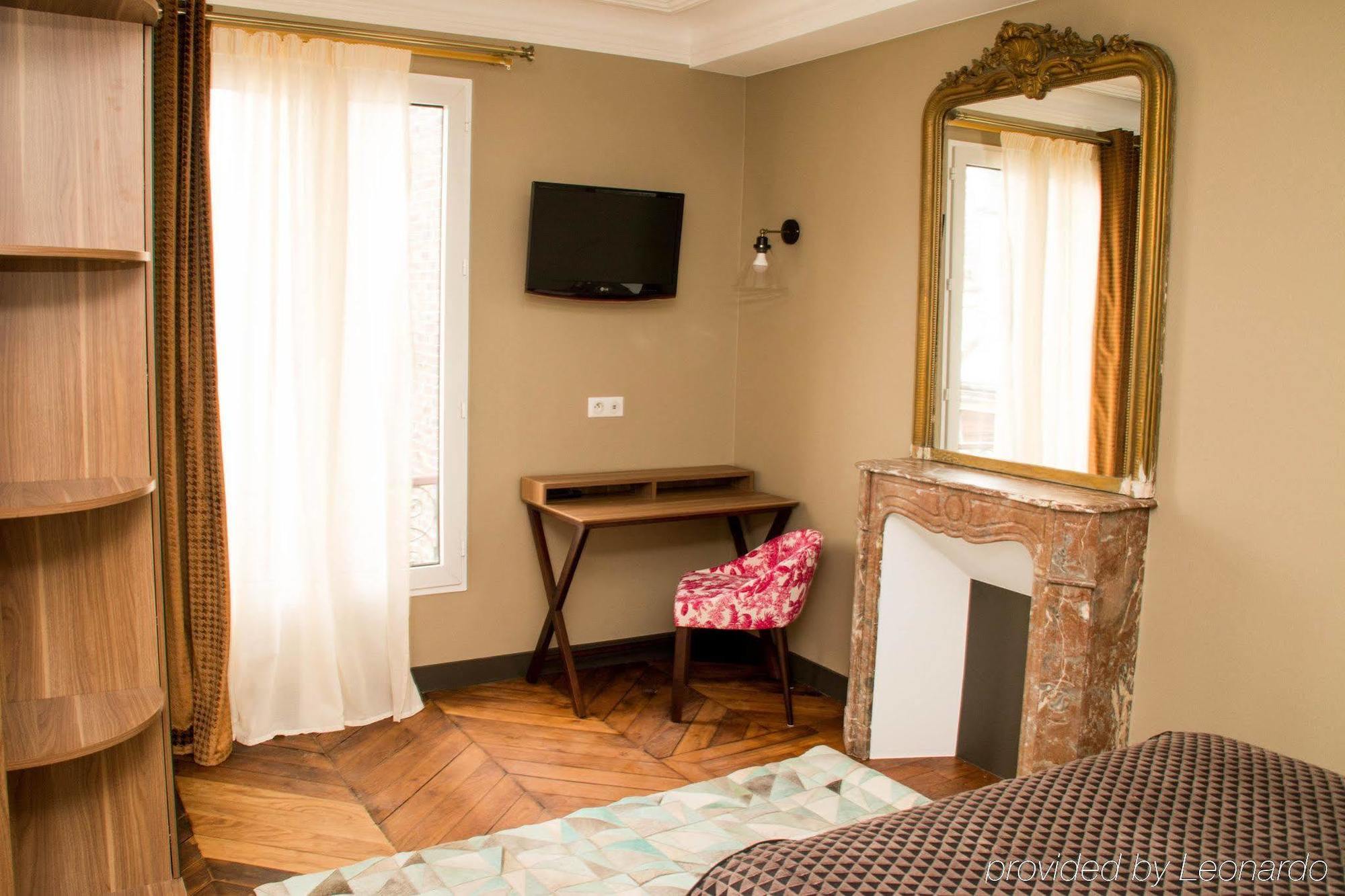 Excelsior Batignolles Hotel 3*