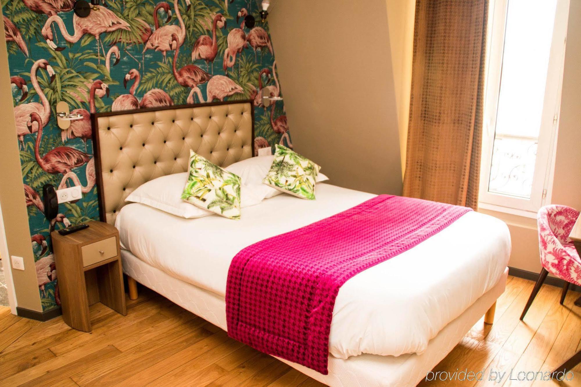 Hotel Excelsior Batignolles 3*