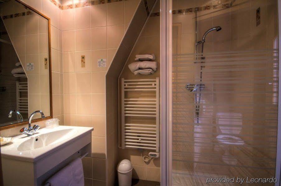 Hotel Des Trois Gares Parigi