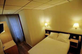 Des Trois Gares Hotel