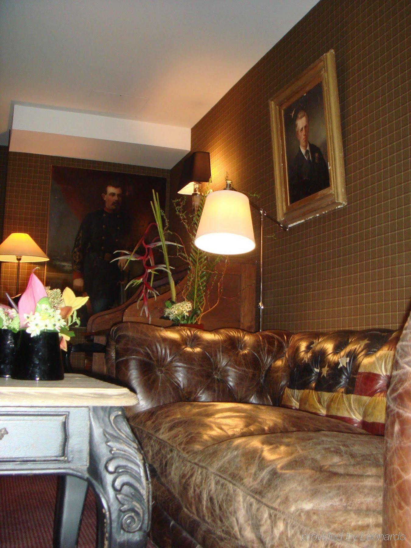 Hotel George Washington Paris