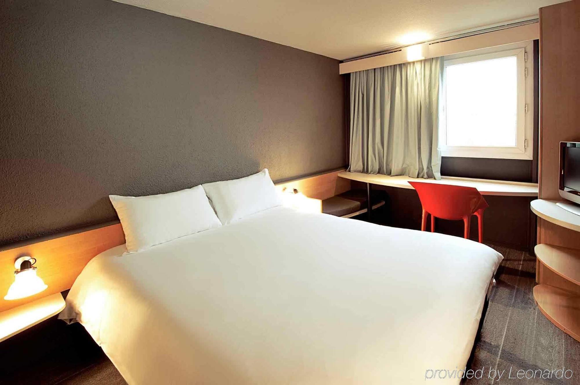 Ibis Daumesnil Porte Doree Hotel Paris