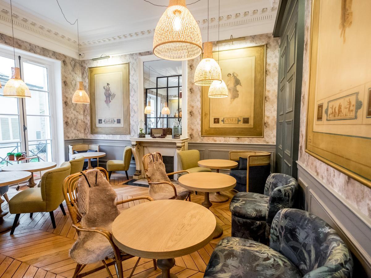 1er Etage Sopi-montmartre Parigi