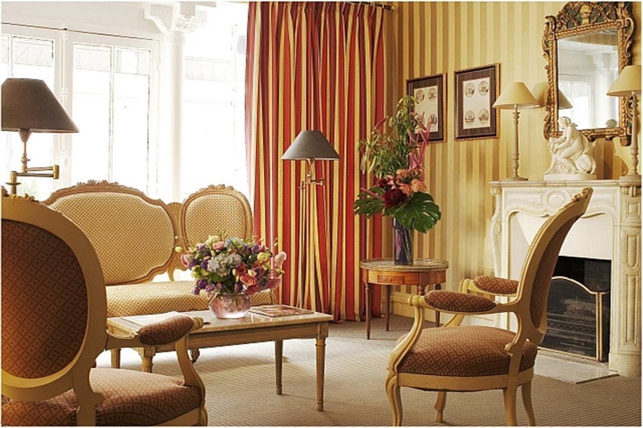France Louvre Hotel Paris