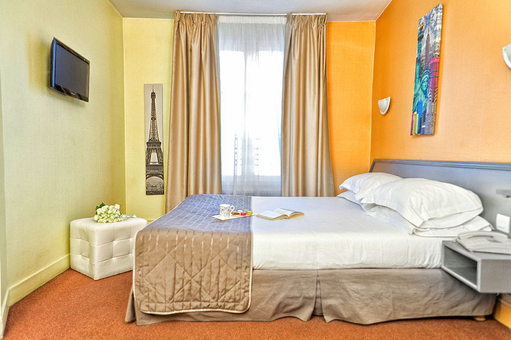 Hotel Jean Gabriel Montmartre 3*